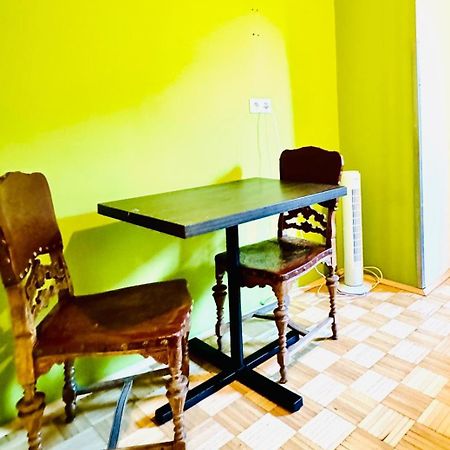 Affordable Central Rooms, 10-Min To Lugner City Viena Exterior foto