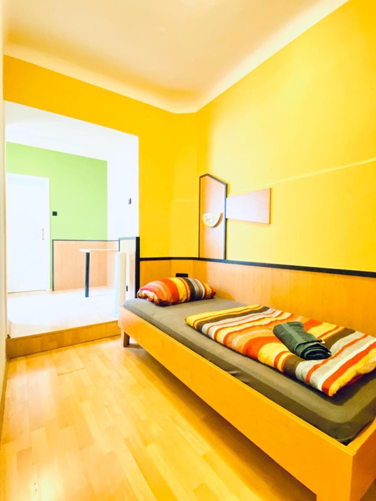 Affordable Central Rooms, 10-Min To Lugner City Viena Exterior foto
