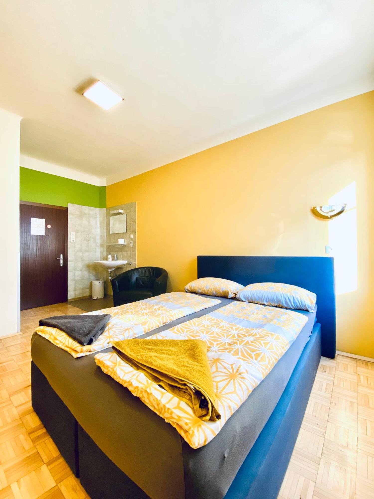 Affordable Central Rooms, 10-Min To Lugner City Viena Exterior foto