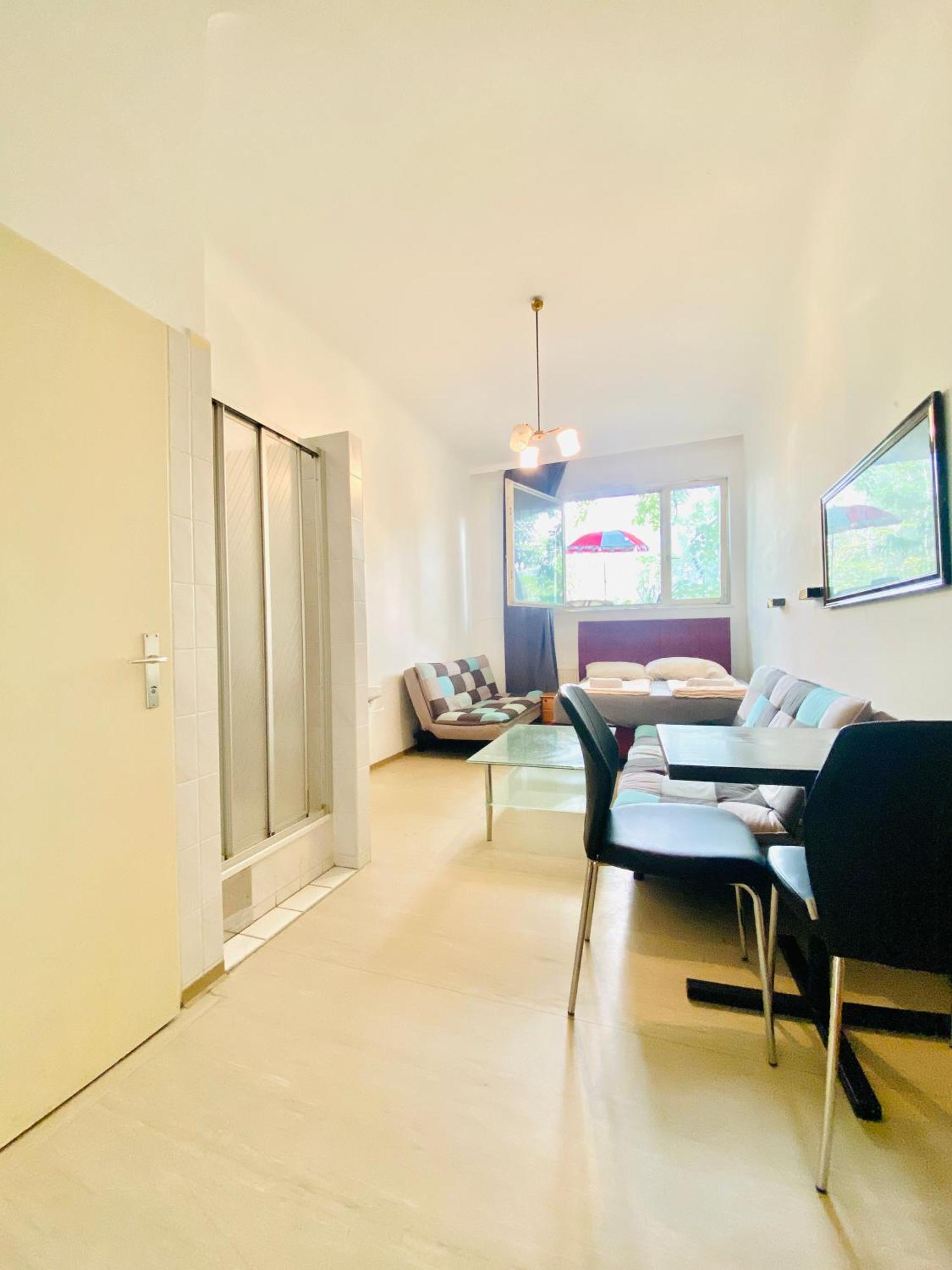 Affordable Central Rooms, 10-Min To Lugner City Viena Exterior foto