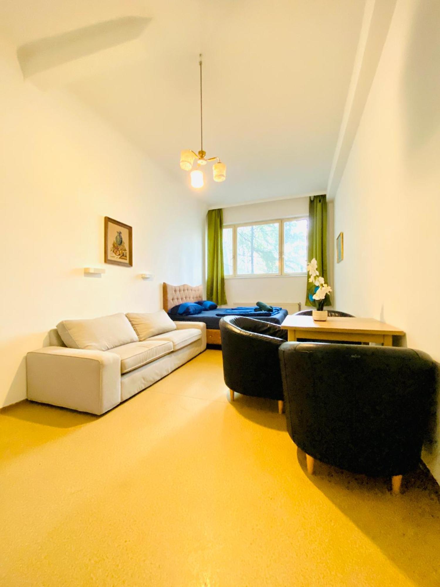 Affordable Central Rooms, 10-Min To Lugner City Viena Exterior foto