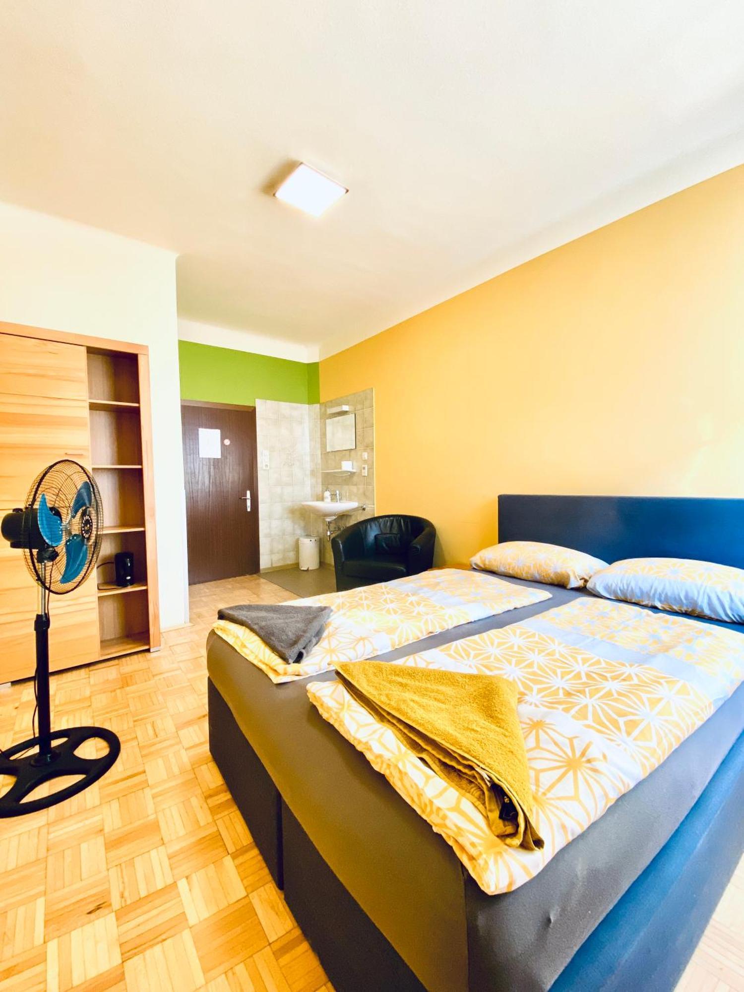 Affordable Central Rooms, 10-Min To Lugner City Viena Exterior foto