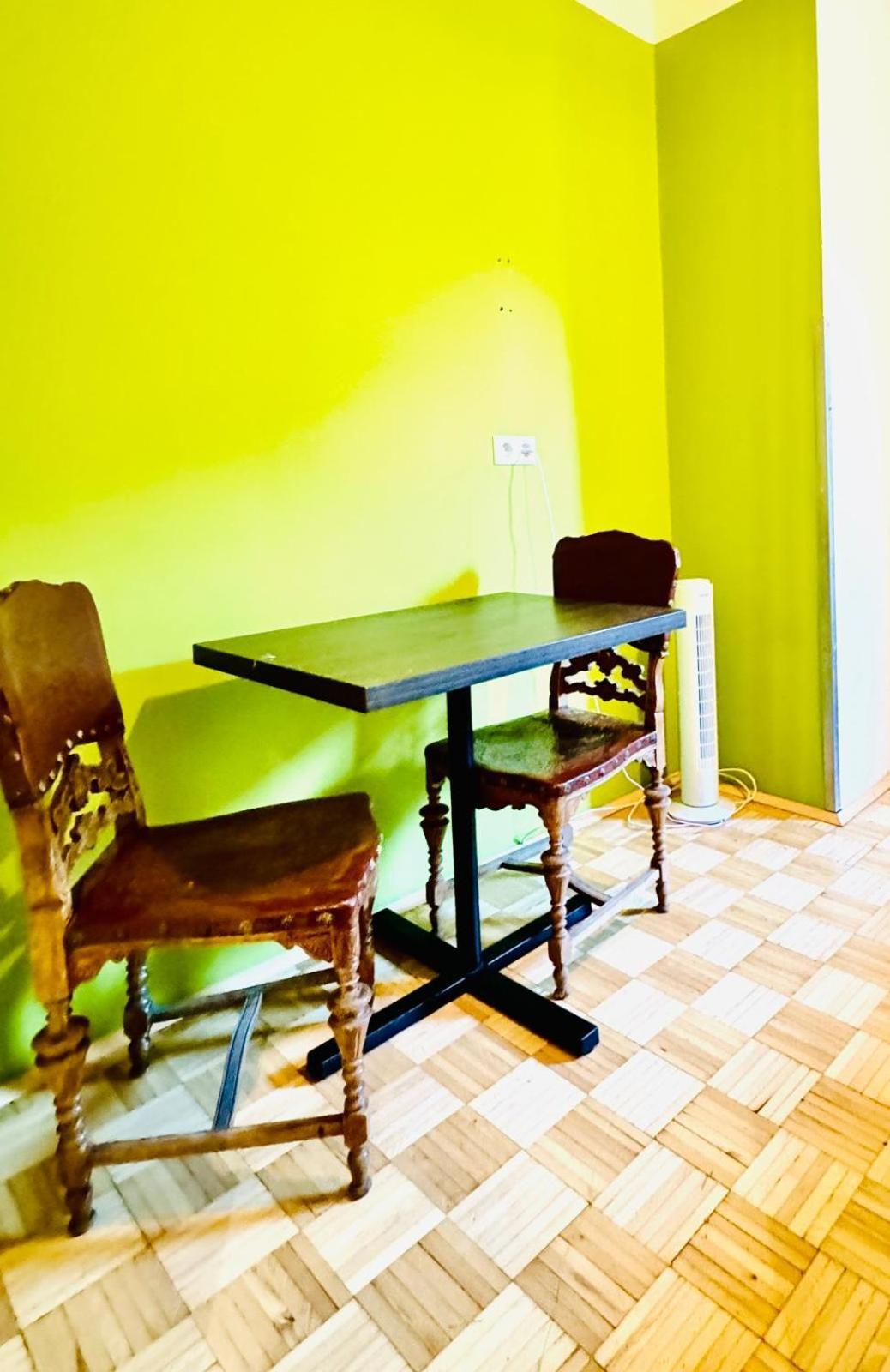 Affordable Central Rooms, 10-Min To Lugner City Viena Exterior foto